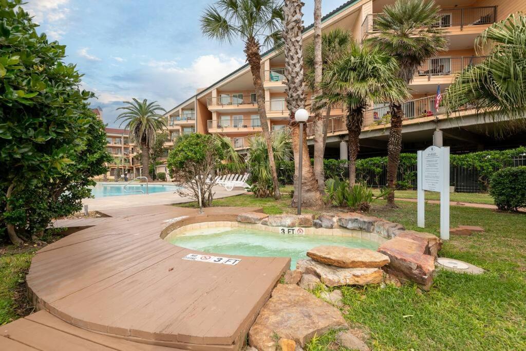 Baca Beach Escape I - 3 Pools - Pet Friendly Галвестон Экстерьер фото